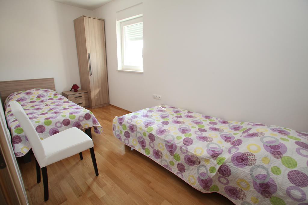 Villa Iris Apartments Seget Vranjica Kültér fotó