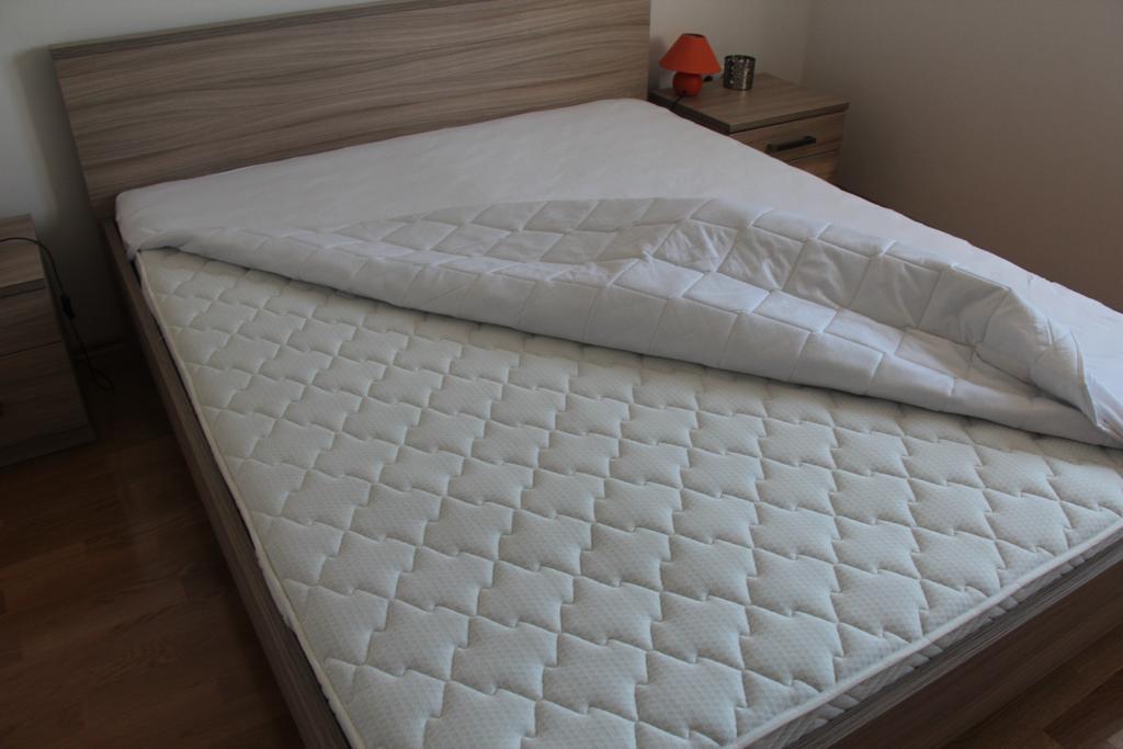 Villa Iris Apartments Seget Vranjica Kültér fotó